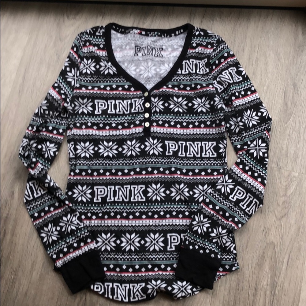 PINK Victoria's Secret Women's Black and White Patterned Sleepwear Top